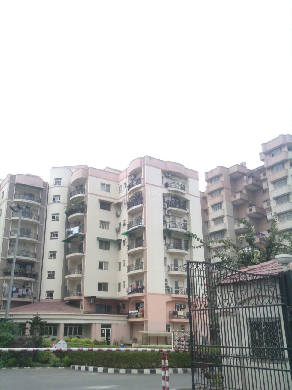 Buy 2 BHK Flat/Apartment in Beverly Park Apartments Sector 22 Dwarka, New Delhi 1200 Sqft