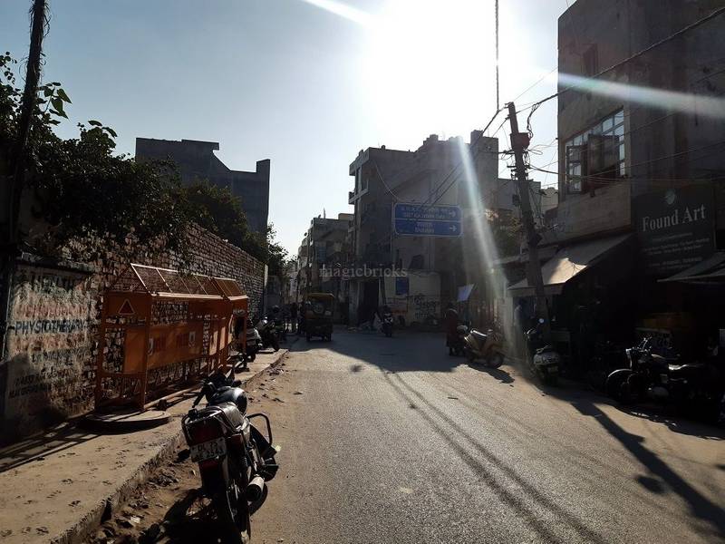 1 BHK Flats in Shahdara, New Delhi 30+ 1 BHK Flats for Sale in Shahdara