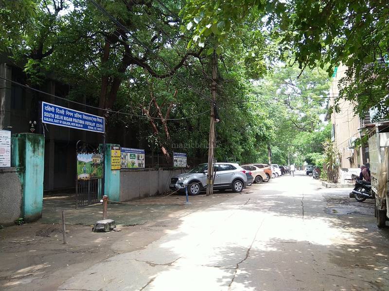 East of Kailash Block B, New Delhi Map, Property Rates, Projects