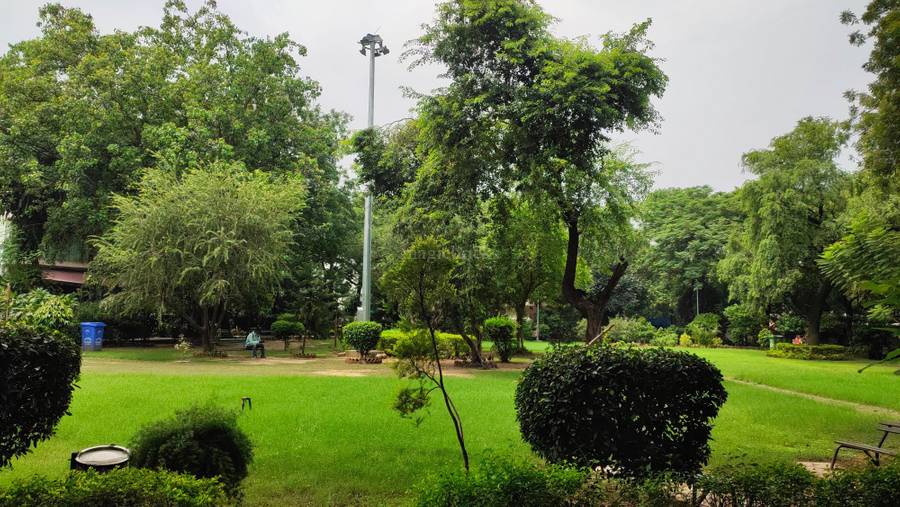 Chittaranjan Park, New Delhi, Locality Details