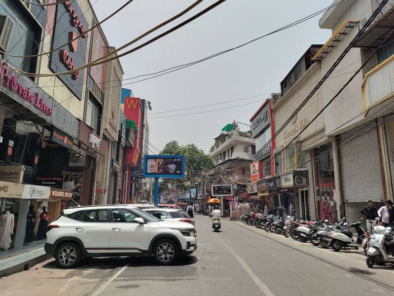 Rajouri Garden, New Delhi Map, Property Rates, Projects, Photos