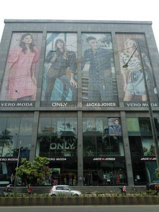 Juhu Koliwada, Mumbai: Map, Property Rates, Projects, Photos