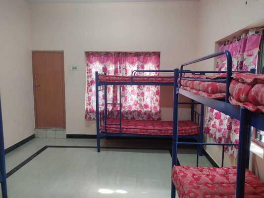 Bala's Ladies hostel and PG/Hostels in Anna Nagar,Chennai