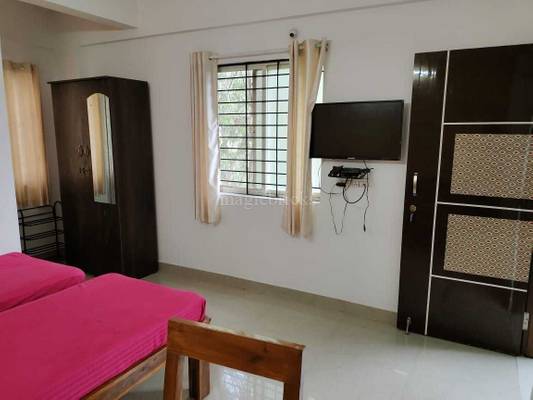 PG in Spice garden Layout, Bangalore - Boys & Girls Paying Guest in ...