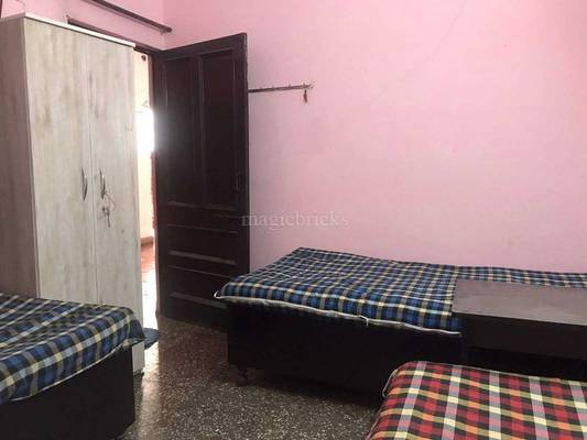 Gagan PG/Hostels in Janakpuri,New Delhi