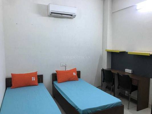 19 PG & Paying Guest near Delhi Technological University (Dtu)