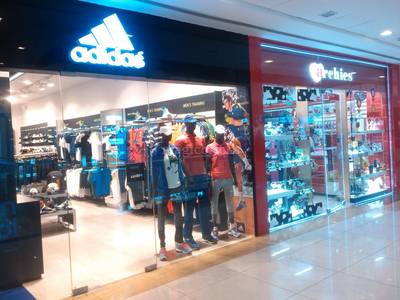 adidas showroom in lajpat nagar