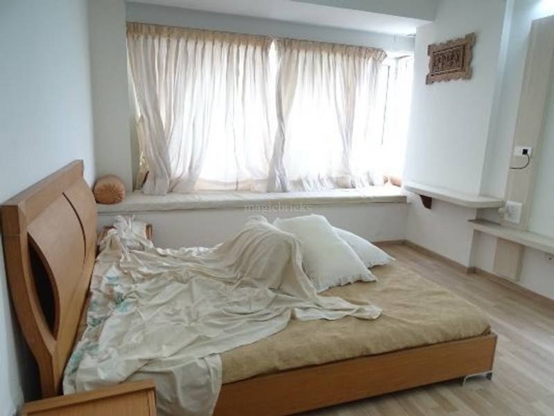 Wadhwa Palm Beach Residency in Palm Beach Road, Navi Mumbai Price