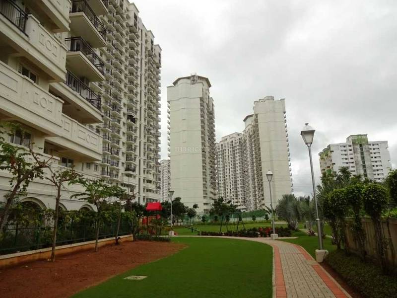 DLF New Town Heights in Kakkanad Kochi DLF New Town Heights Price