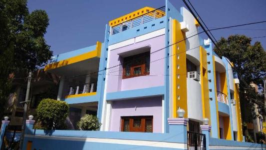 Owner 4 Bhk 3500 Sq Ft Residential House For Sale In Mig Colony The college libraries are housed in spacious halls. magicbricks
