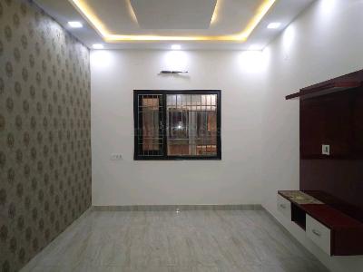 2 bhk flat in rohini