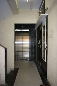 1BHK Multistorey Apartment for Resale in Malad West 1BHK Multistorey Apartment for Resale in Malad West