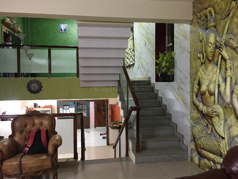 Owner 3 BHK 2400 Sqft Residential House for Sale in Yelahanka New Town,