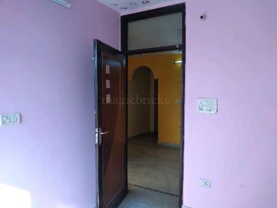 3 BHK Flat for Rent in Laxmi Nagar New Delhi