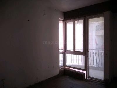 2 BHK Flat in Sikka Karmic Greens in Sector 78