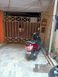 Rent 2 Bhk Builder Floor Apartment In Humayunpur New Delhi 400