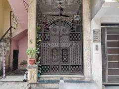 gown on rent in tilak nagar