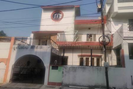 Buy 4 Bhk Villa In Aliganj Lucknow 2200 Sq Ft Posted By Owner 39, chandralok, aliganj, 226024 state: magicbricks