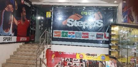 reebok showroom in t nagar