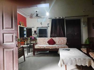 Owner 5 Bhk 2000 Sq Ft Residential House For Sale In Paharia