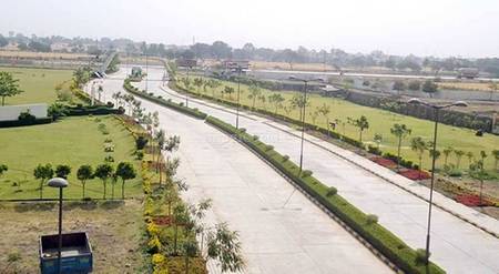 1000 Sq Ft Residential Plot Land For Sale In Suncity Vistara Indore Neighbors A Dps Gems And Choithram Rezervasyondan sonra telefon numarası ve adresi de dahil olmak üzere tesise ait tüm bilgiler rezervasyon onayınızda ve hesabınızda sunulmaktadır. 1000 sq ft residential plot land for