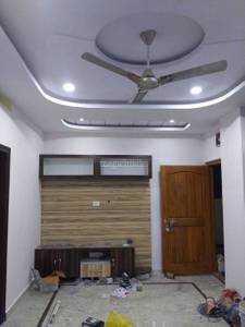 Rent Residential House In Hyderabad This is 3bhk semi furnished well maintained corner flat with beautiful lake view.kitchen is spacious modular with chimney attached.the appartement is at the main. magicbricks