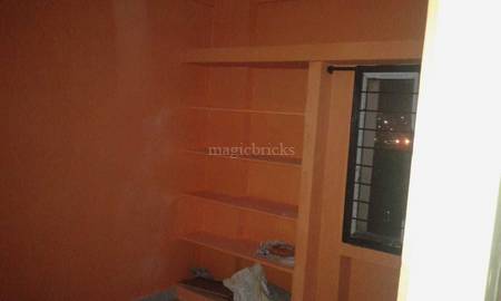Rent Multistorey Apartment In Hyderabad Beside Lothar Ventures Kphb 4th Phase Led tv with airtel dth, geyser. magicbricks