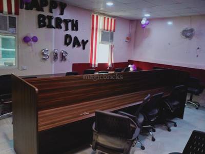 Rent Commercial Office Space In Sector 3 Noida Noida 350 Sq Ft Near By 16 Metro Commuting is simple with the trains and buses at noida sector 16 transit station nearby. magicbricks