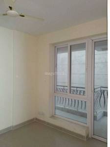 Buy 3 BHK Flat in Sector 78