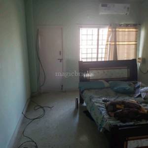 Rent Multistorey Apartment in Srinagar Colony next big bazar