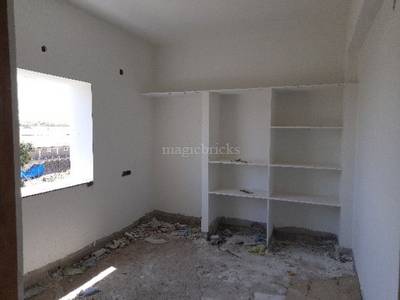 Flat for sale in moosapet Clearance