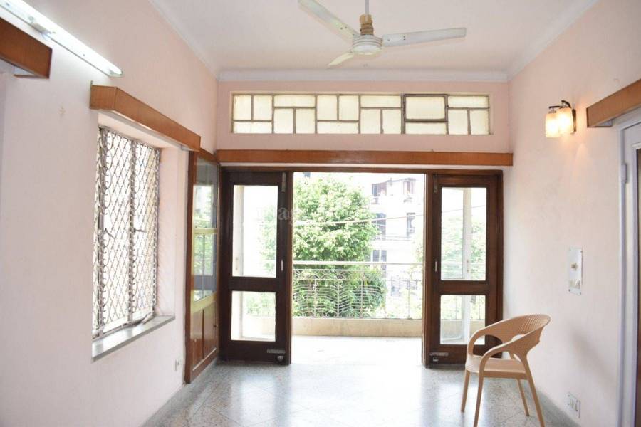 Owner 9 BHK 2500 Sqft Residential House for Sale in Old Rajinder Nagar,