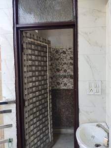 1BHK Multistorey Apartment for Rent in Tri Nagar 1BHK Multistorey Apartment for Rent in Tri Nagar