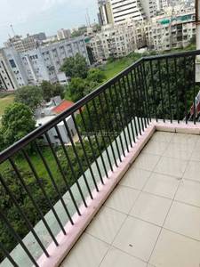 2BHK Multistorey Apartment for Resale in Bodakdev 2BHK Multistorey Apartment for Resale in Bodakdev