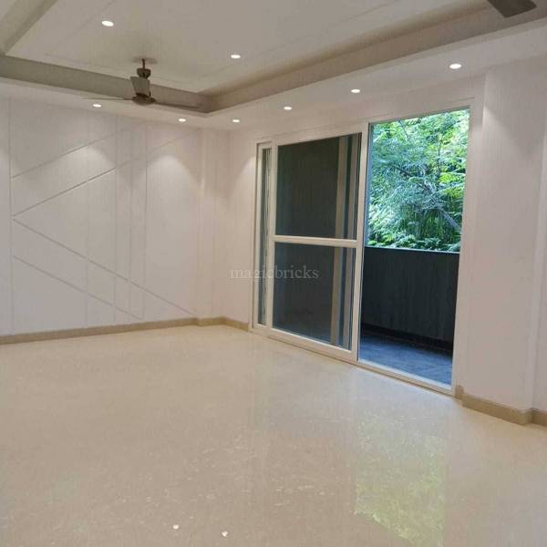 Buy 5 BHK Residential House in Greater Kailash 2, New Delhi 2500 Sq