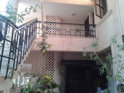 Buy  4 BHK  Villa in  Yelahanka   Bangalore Buy  4 BHK  Villa in  Yelahanka   Bangalore