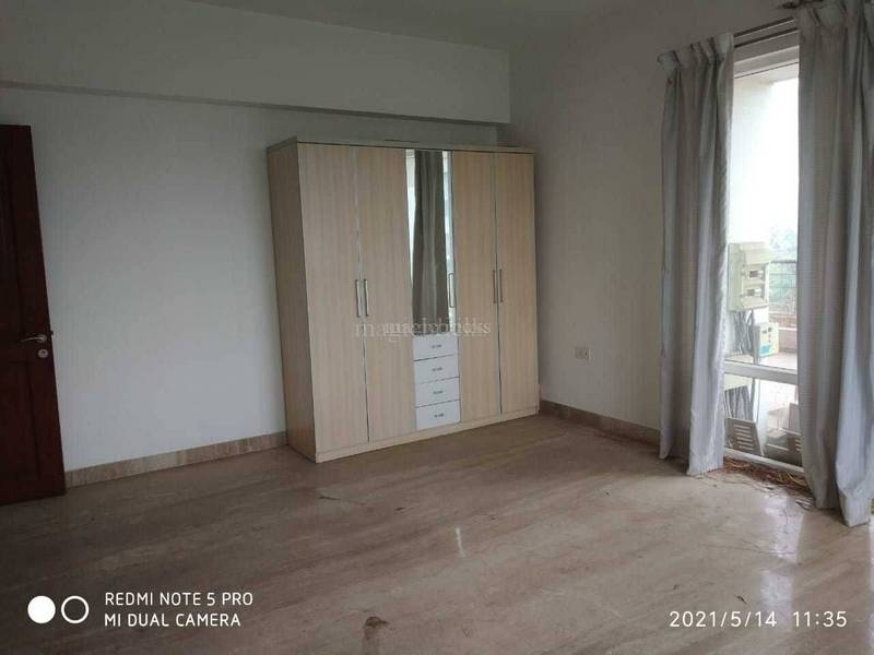 Buy 4 BHK Flat/Apartment in Marvel Elan Boat Club Road, Pune 4000 Sqft