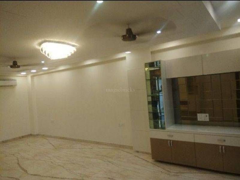 Buy 3 BHK Builder Floor Apartment in Phase 1 Vivek Vihar, New Delhi