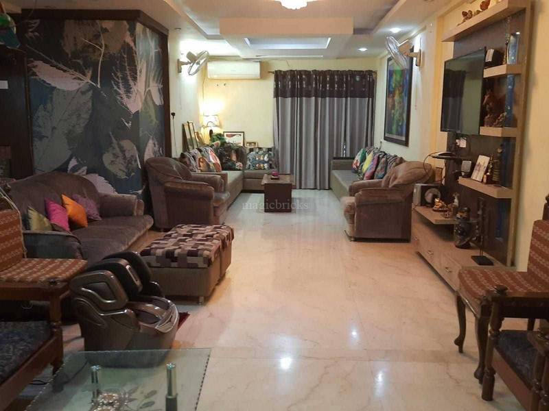 Empire Estate Residency in The Mall Avenue, Lucknow Price, Brochure