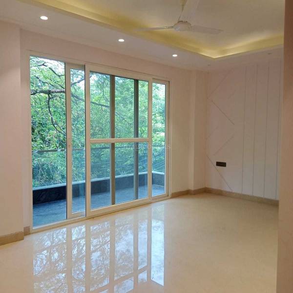 Buy 6 BHK Residential House in Green Park RWA Green Park Extension, New