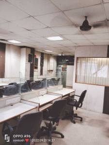  Commercial Office Space for Rent in Laxmi Nagar
