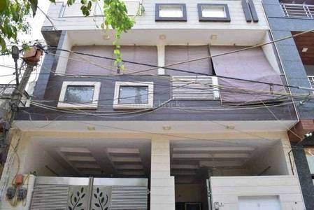 6BHK Residential House for Resale in Mohan Garden at Dwarka Mor 6BHK Residential House for Resale in Mohan Garden at Dwarka Mor