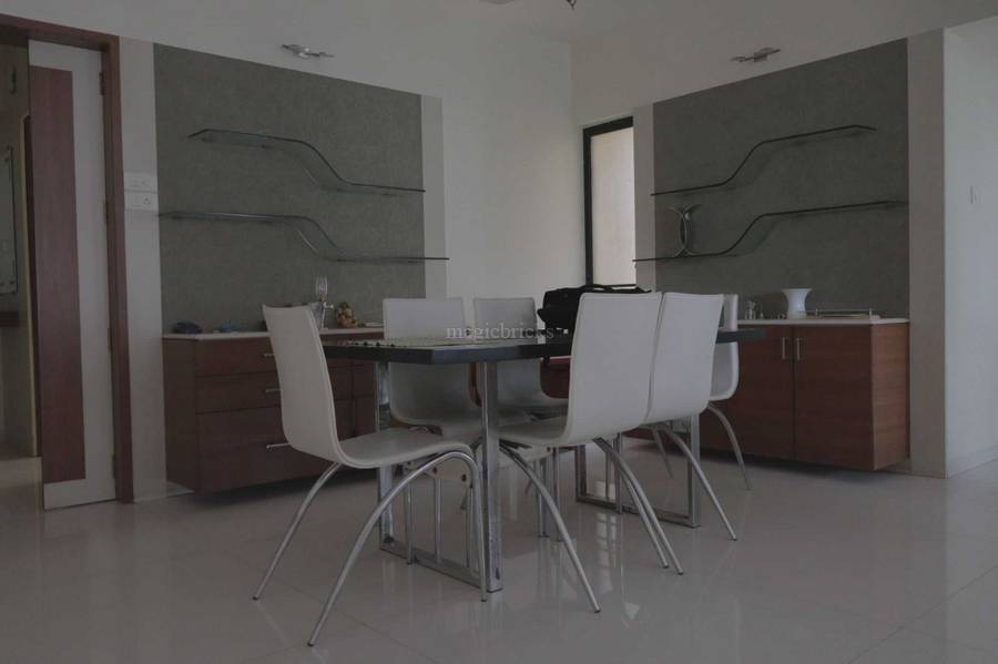 Clover Acropolis in Viman Nagar Central, Pune Price, Brochure, Floor