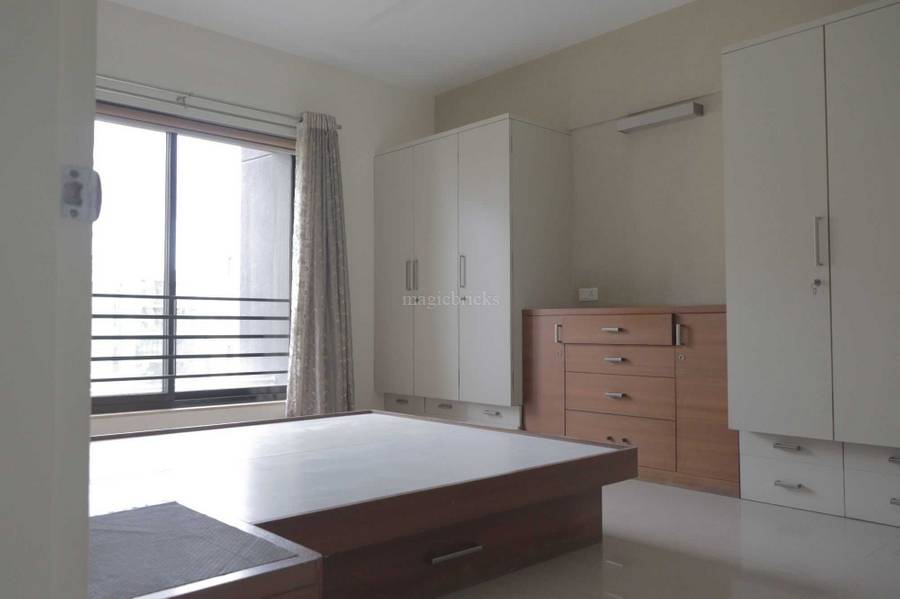 Clover Acropolis in Viman Nagar Central, Pune Price, Brochure, Floor