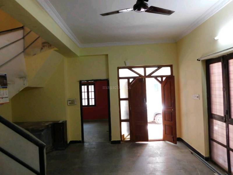 Owner > 10 BHK 10,800 Sqft Residential House for Sale in Attapur,