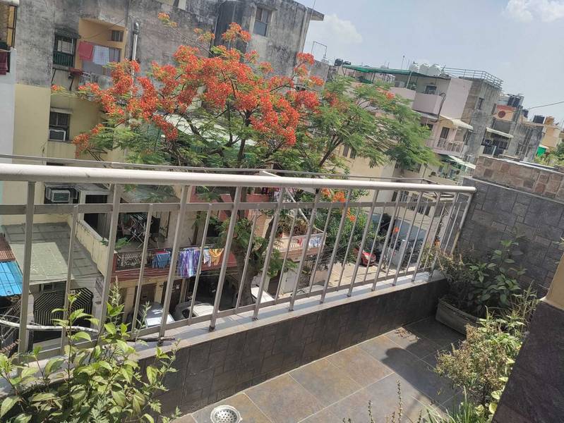 Siddhartha Extension Pocket C in Maharani Bagh, New Delhi Price