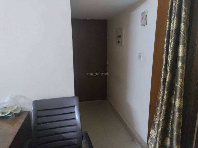 Siddhartha Extension Pocket C in Maharani Bagh, New Delhi Price