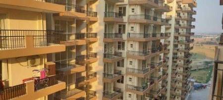 2BHK Multistorey Apartment for Resale in Sports Parc at Sector 92 2BHK Multistorey Apartment for Resale in Sports Parc at Sector 92