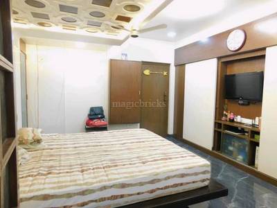 Buy  4 BHK  Villa in  Goregaon West   Mumbai