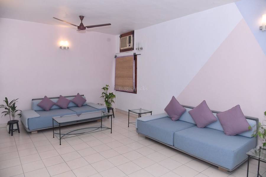 DDA Flats Masjid Moth in Masjid Moth, New Delhi Price, Brochure, Floor